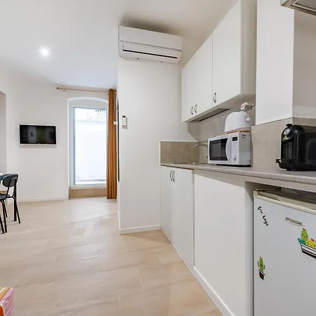 Dimora Lucia - Happy Apartamento Bari