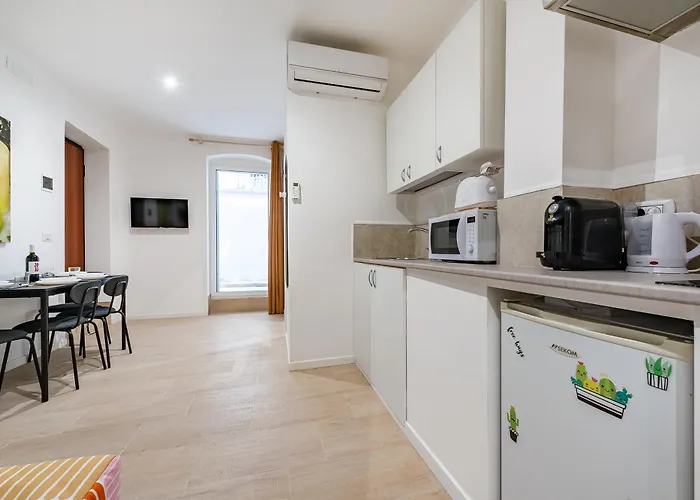 Dimora Lucia - Happy Apartamento Bari